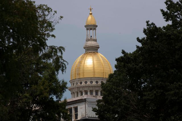 A photo of the dome of New Jersey's state capitol in Trenton.